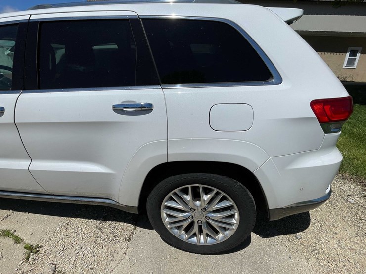 2018-jeep-grand-cherokee-image-29