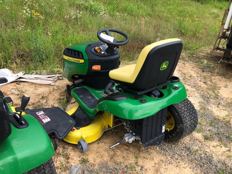 john-deere-e140-image-1