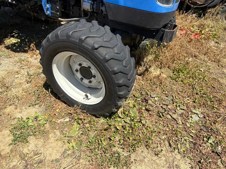 new-holland-tc40a-image-6