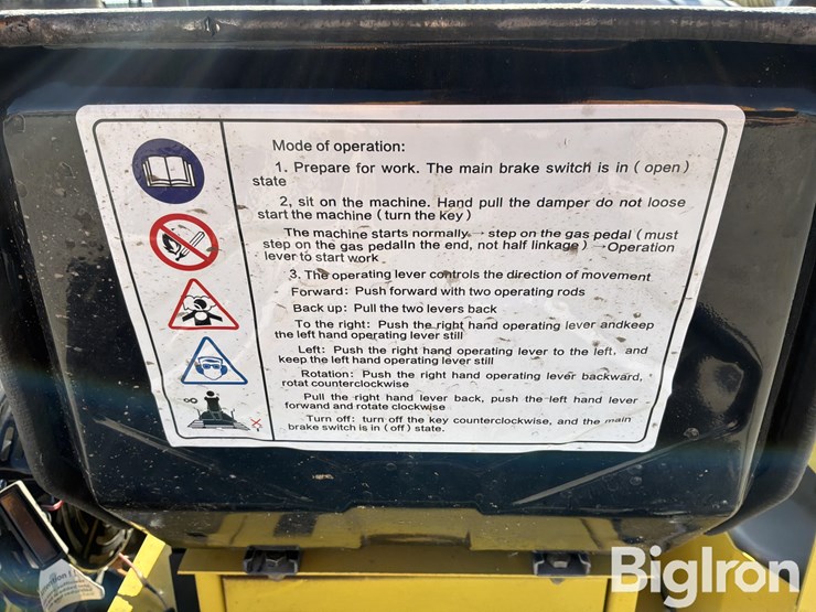 2025-massey-ferguson-730-image-15