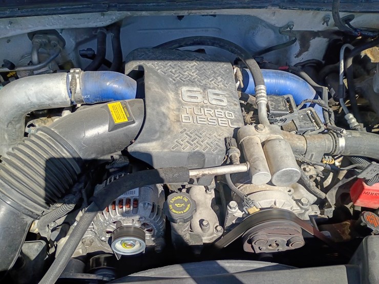 #24570-•-2001-chevrolet-silverado-pickup-truck-image-22