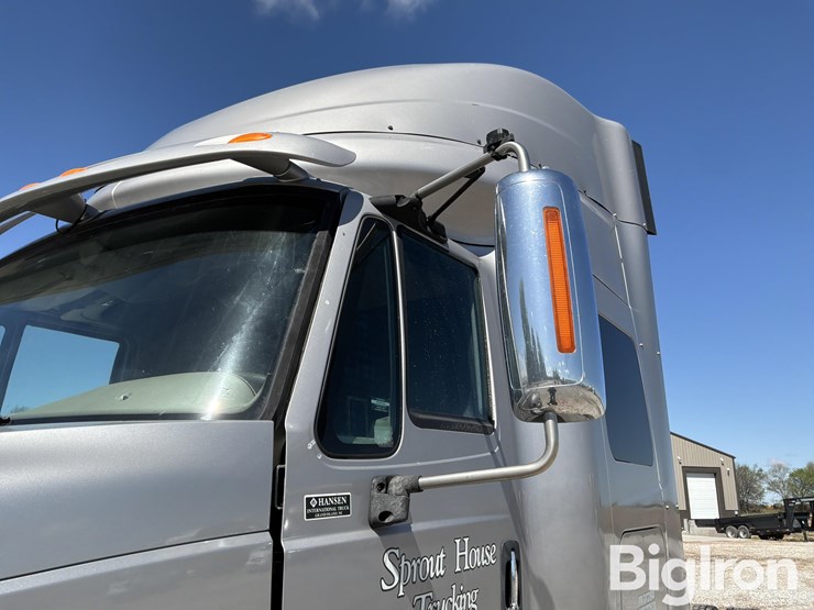 2016-international-prostar-image-14