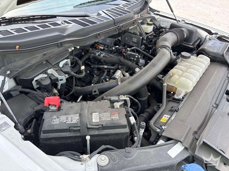 2022-ford-f150-image-10