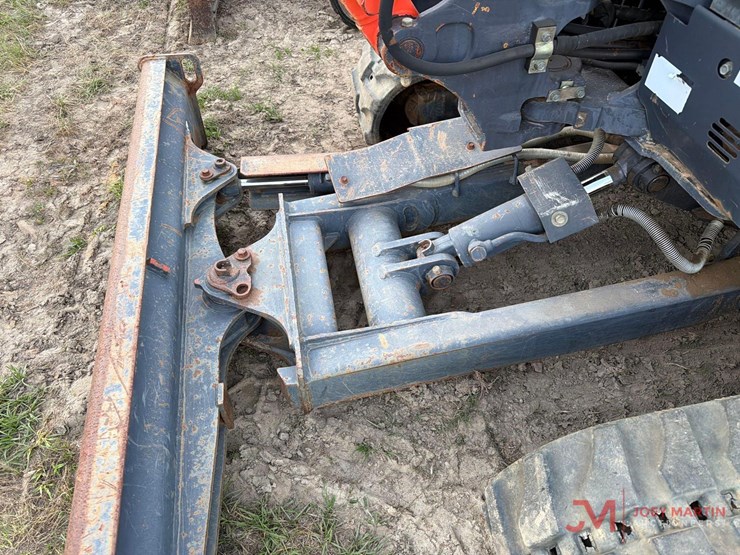 2009-kubota-u35-image-10