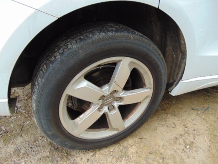 2011-audi-q5-image-3