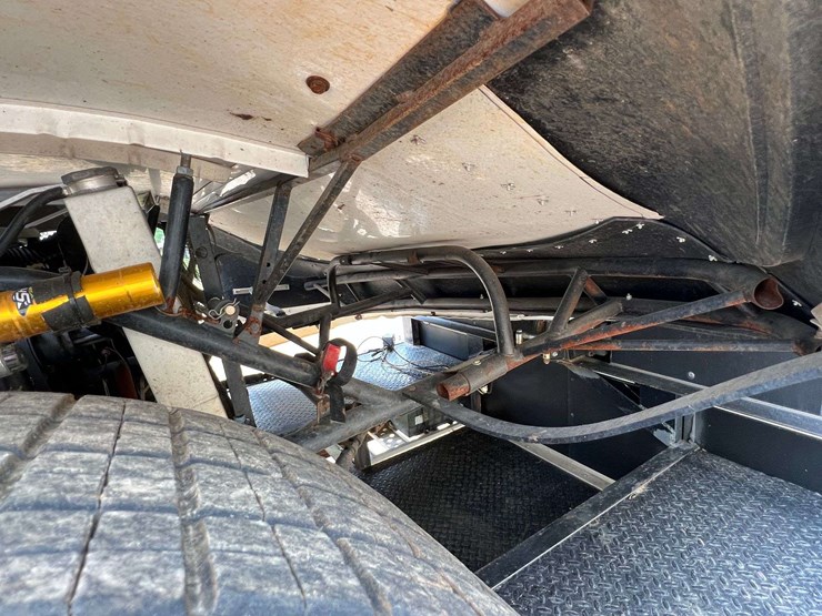 racecar-package-(dirt-late-model)-image-54