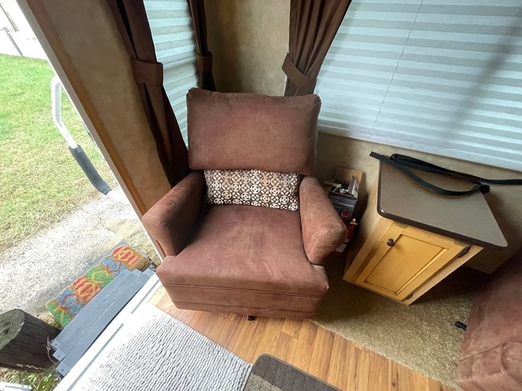 #7050-•-2010-spree-lx-superlite-camper-(has-mn-title)-image-55