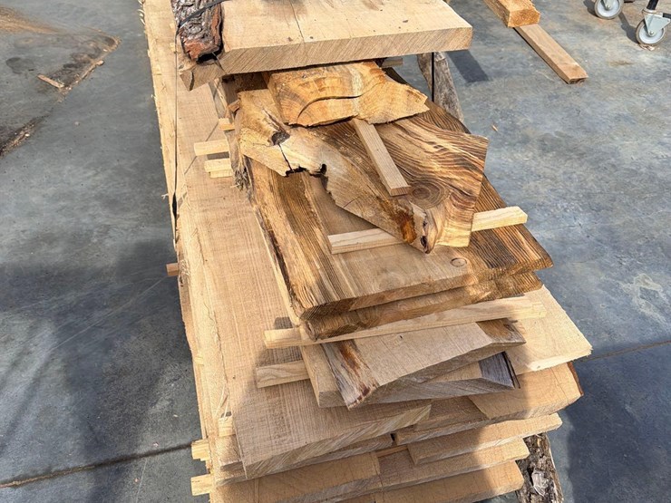 rough-saw-maple-lumber-image-8