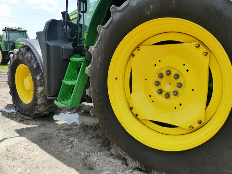 2024-john-deere-6120m-image-7