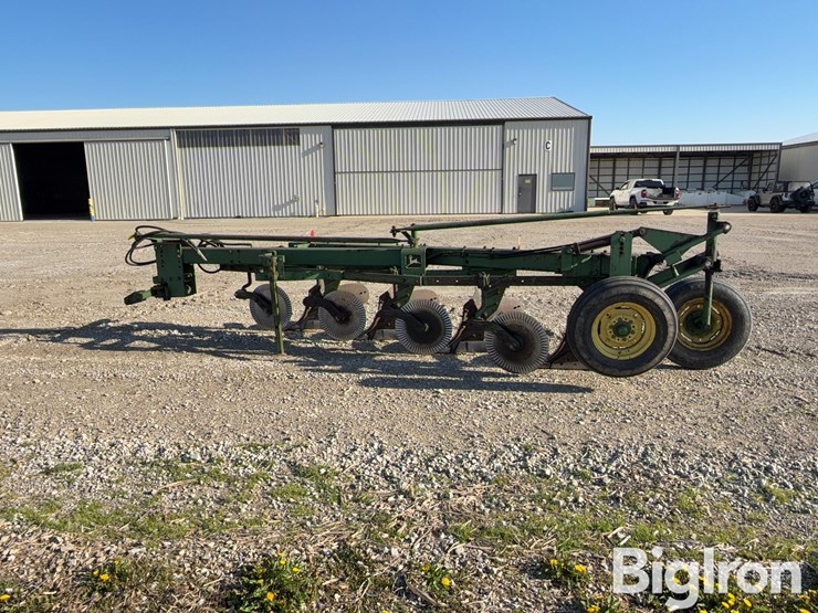 john-deere-a1450-4-bottom-moldboard-plow-image-8