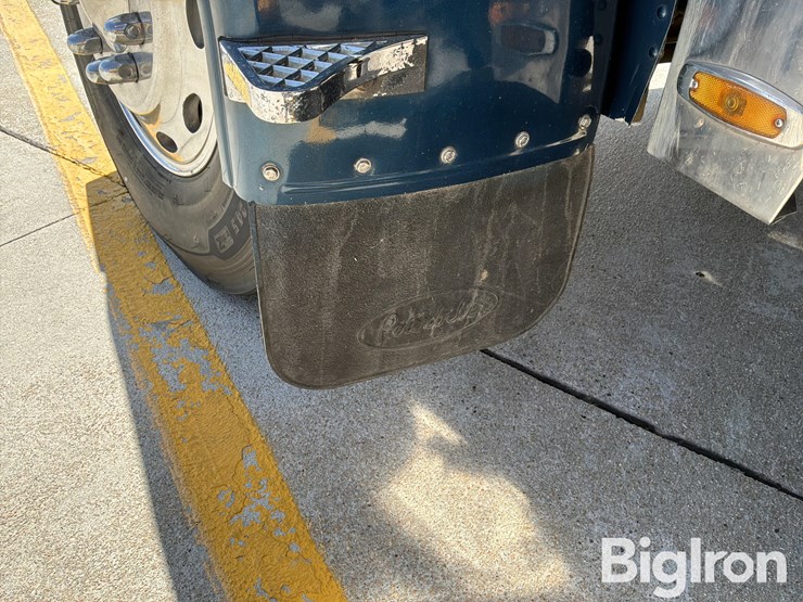 1988-peterbilt-379-image-17