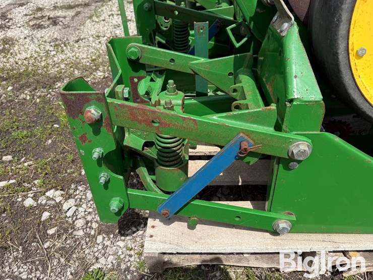 john-deere-7-image-9