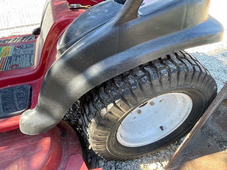 #6941-•-toro-riding-lawn-mower-image-5