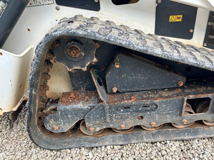 2023-bobcat-mt100-image-13