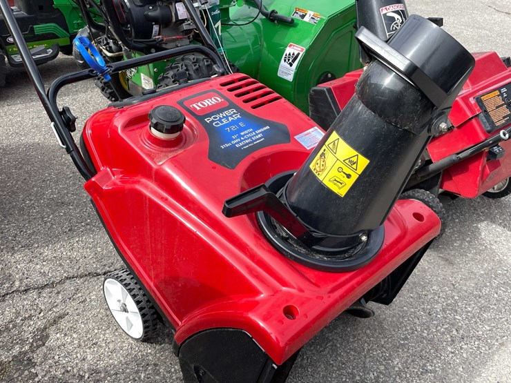 #9074-•-snow-blower-(o3)-image-3
