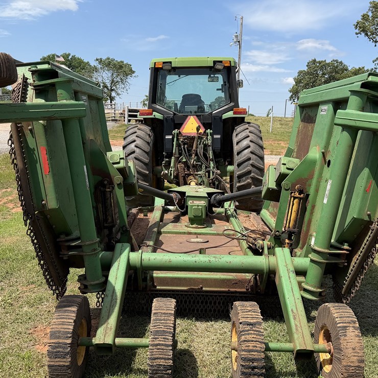 JOHN DEERE 1518