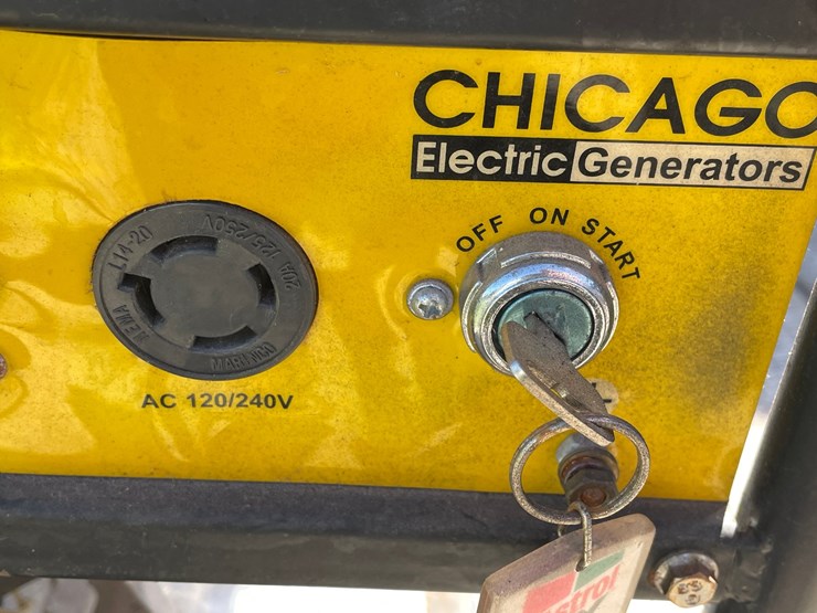 #7001-•-chicago-electric-generator-image-12