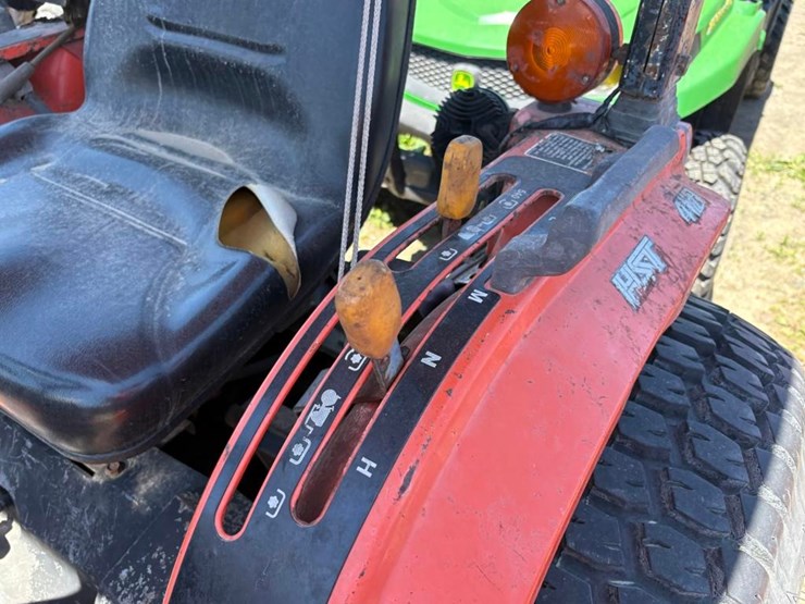 kubota-b7800-image-13