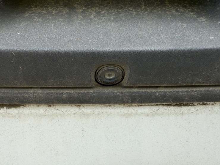 2016-chevrolet-colorado-image-18