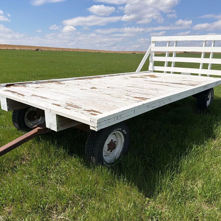 102” x 18ft Wood Flatbed