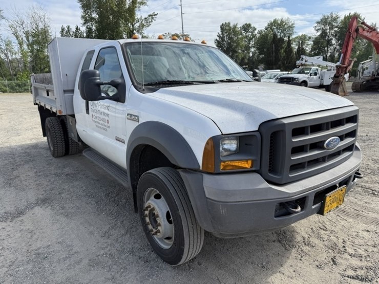 2005-ford-f550-xl-sd-image-2
