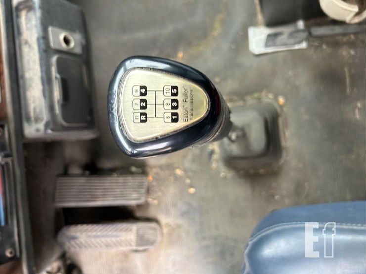 1999-kenworth-t600-image-18
