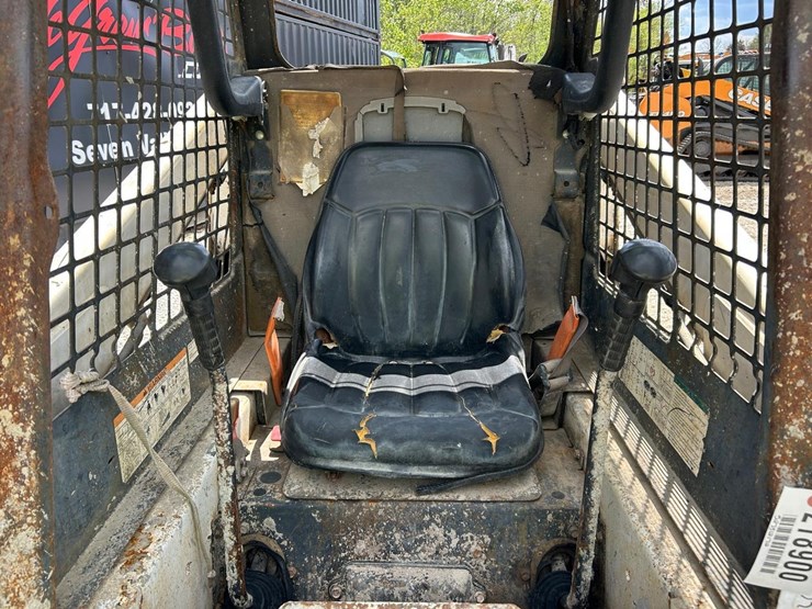 bobcat-s130-image-12