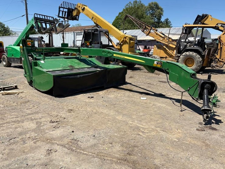 john-deere-630-image-1