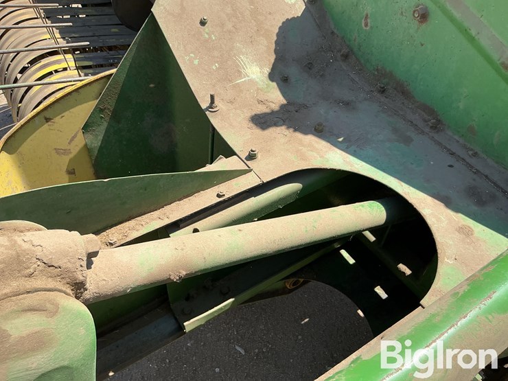 john-deere-24t-image-16
