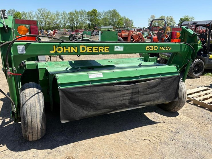 john-deere-630-image-4