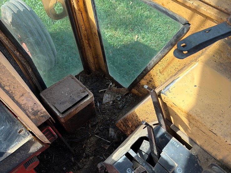 case-agri-king-970-tractor-image-36