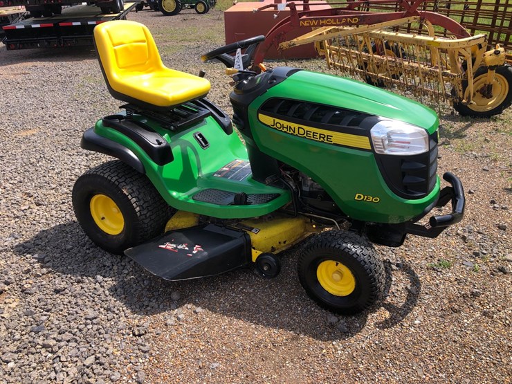 john-deere-d130-image-1