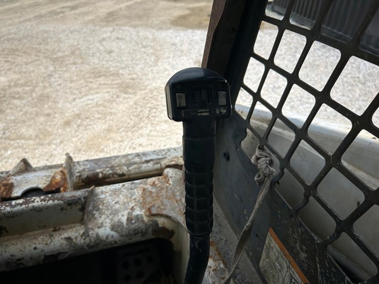 bobcat-s130-image-19
