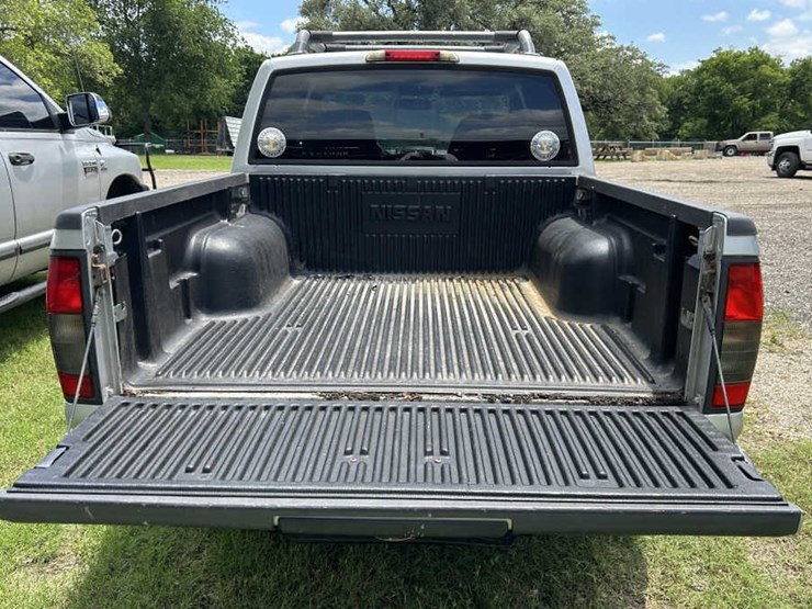 2004-nissan-frontier-image-16