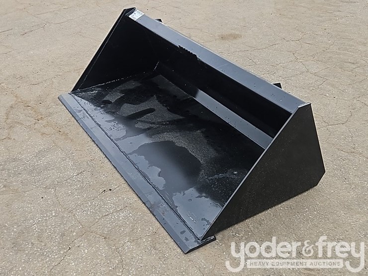 unused-66"-skidsteer-bucket-image-1