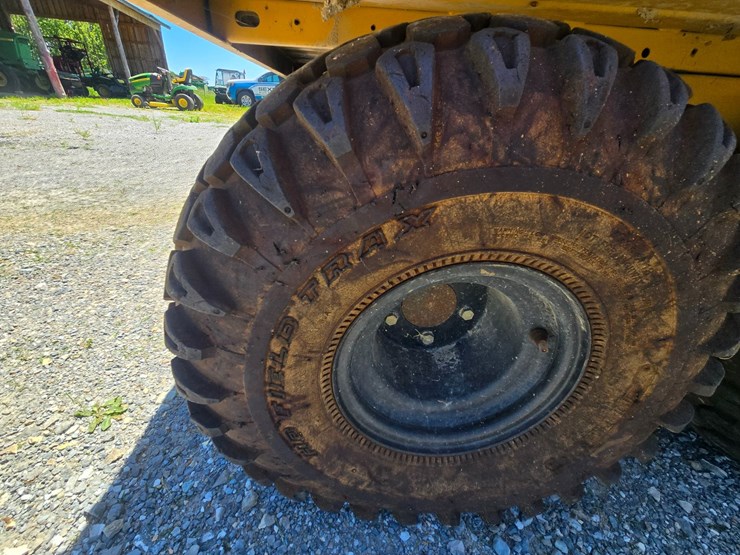 #24312-•-caterpillar-worksite-6x4-image-44