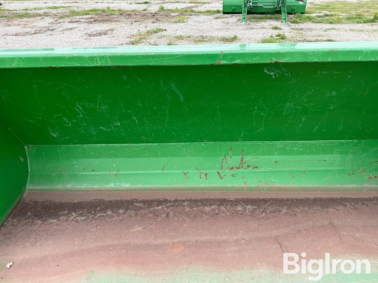 john-deere-8-image-11
