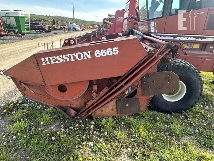 hesston-6650-image-17