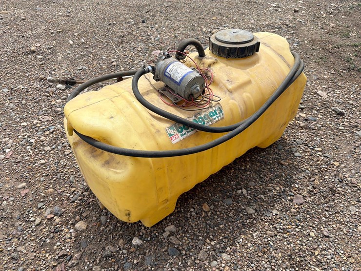 bomgarrs-atv-sprayer-image-1