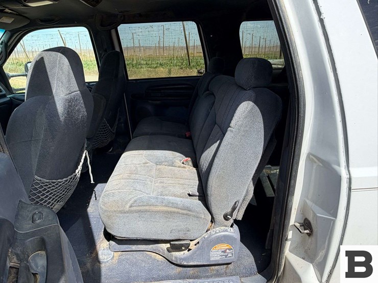 2000-ford-excursion-image-23