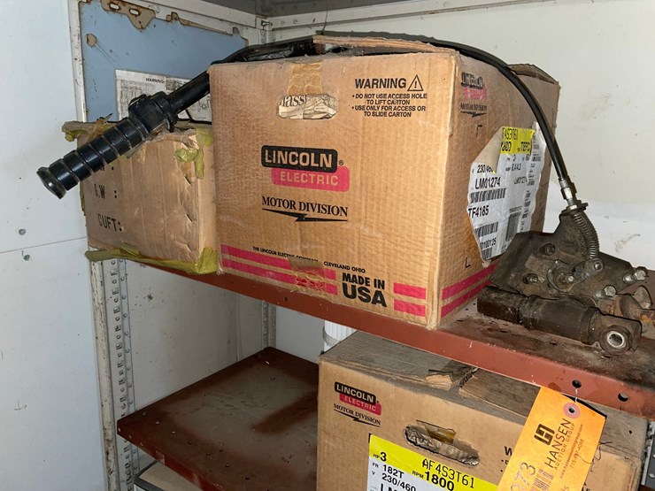 #7073-•-contents-of-shelf-image-3