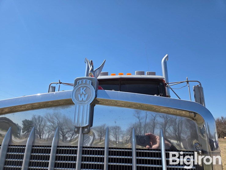 2000-kenworth-w900b-image-16