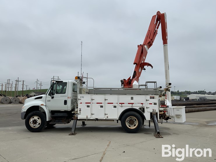 2007-international-durastar-4400-image-16