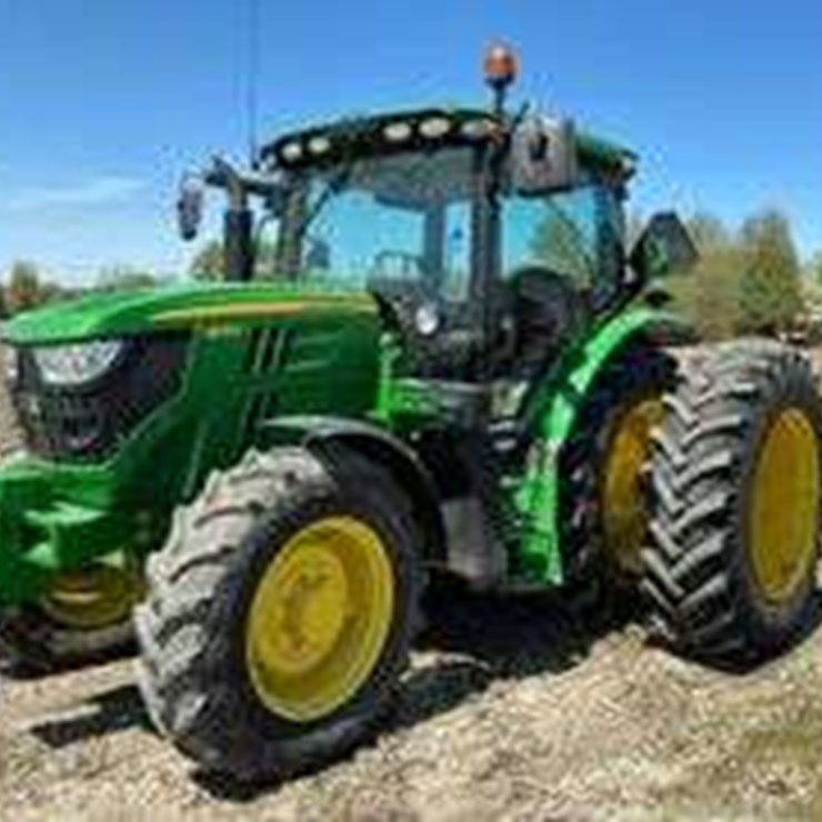 2013 JD 6125R Tractor, MFWD, 1048 hrs., IVT trans., 3 hyd remotes,