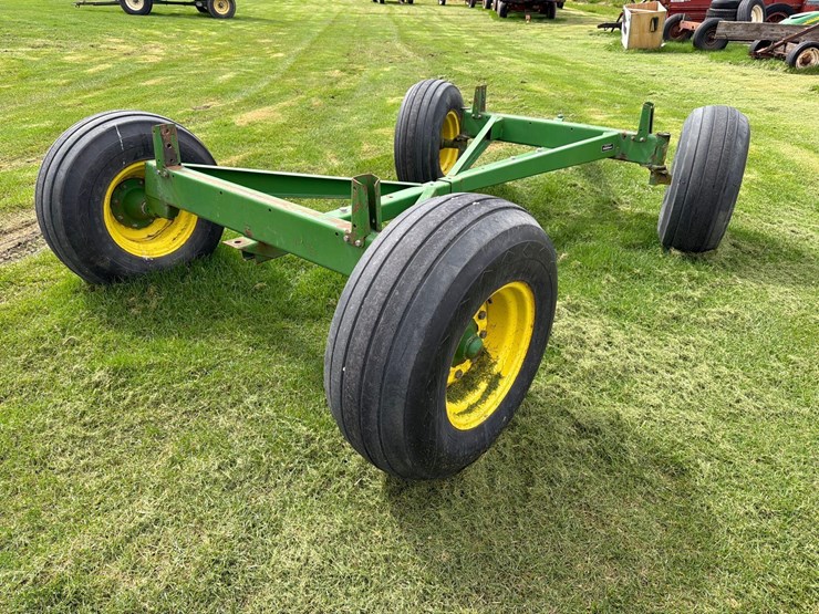 john-deere-1075-image-4