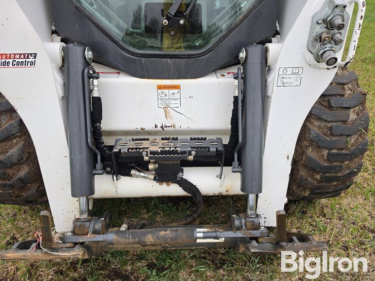 2022-bobcat-s740-image-16