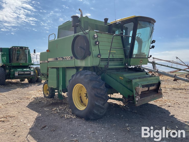 1980-john-deere-7720-image-3