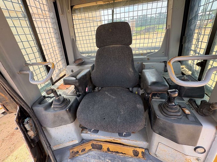 caterpillar-d5g-lgp-image-8