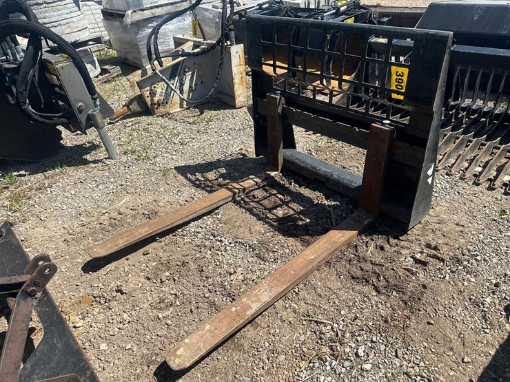 #3903-•-approx-48"-skid-steer-forks-image-2