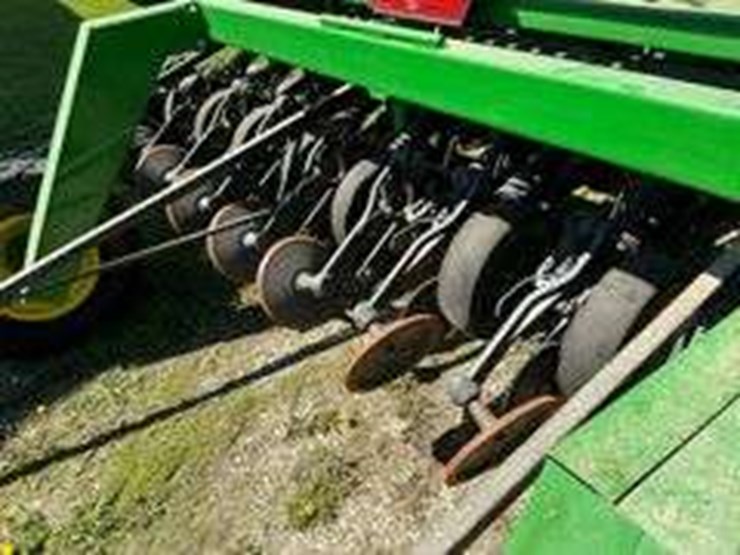 john-deere-1590-image-23